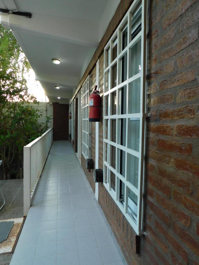 Hosteria Teuly ปูแอร์โตมาดริน ภายนอก รูปภาพ